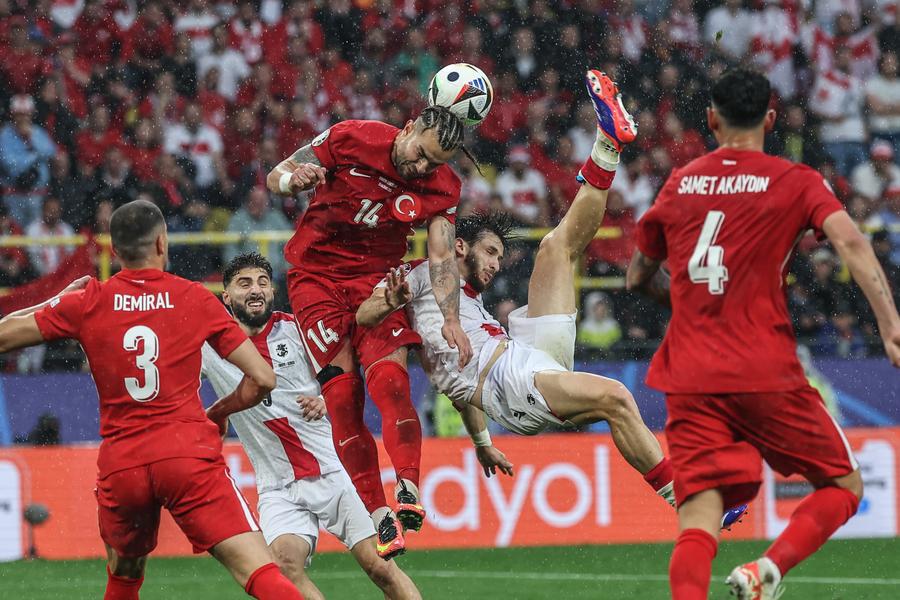Türkiye sees off Georgia, Portugal secures last gasp win over Czech Republic in Euro 2024-Xinhua