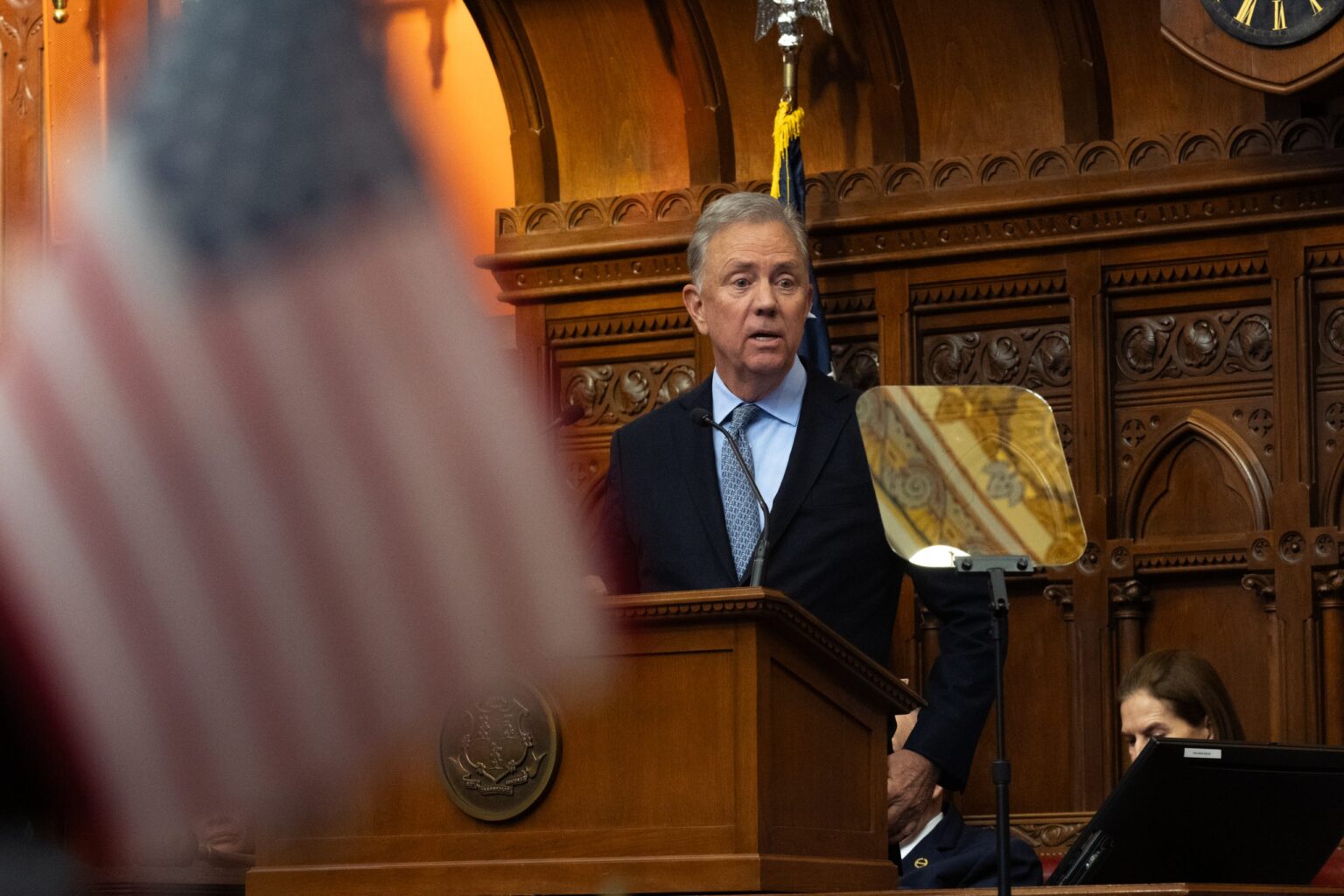 Lamont intent on preserving his limited options on energy Lamont intent on preserving his limited options on energy