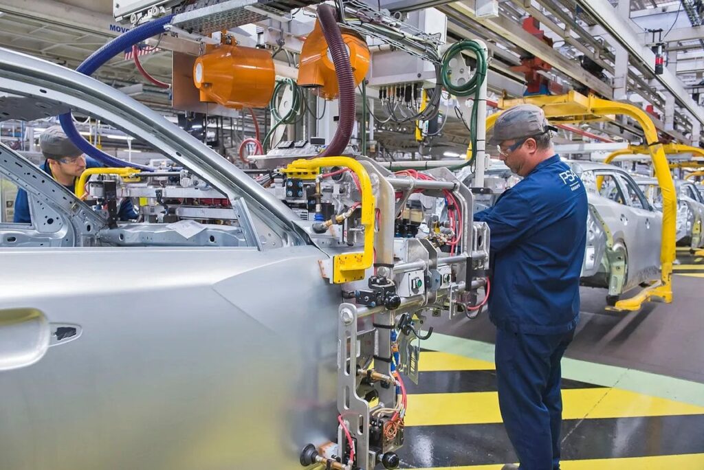 Stellantis will produce new electric cars in Spain and confirms its megaplan of 5,000 million euros