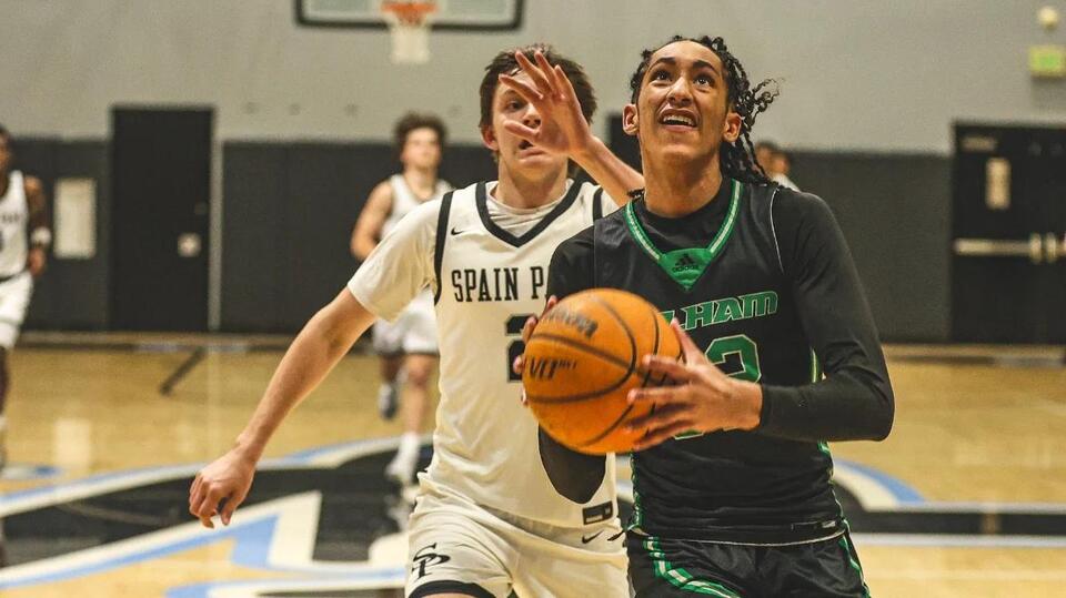 Pelham stifles Spain Park, earns wire-to-wire win in area opener Pelham stifles Spain Park, earns wire-to-wire win in area opener