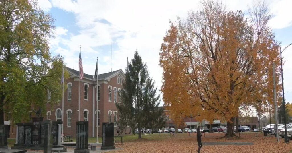 Scott County commissioner calls for employee whistleblowers after allegations of toxic environment | News from WDRB Scott County commissioner calls for employee whistleblowers after allegations of toxic environment | News from WDRB