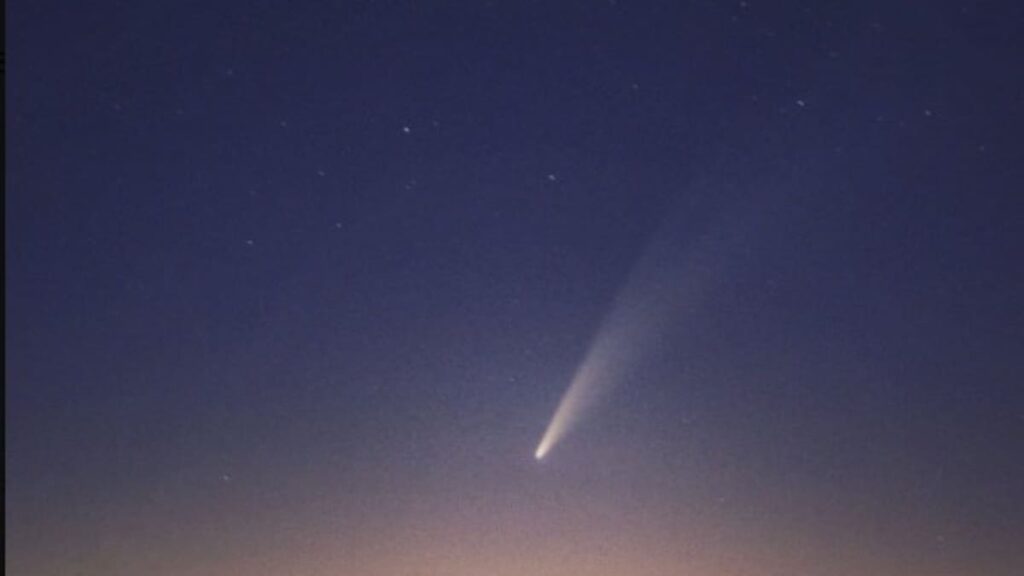Last chance to see rare ‘Atlas’ comet over New Zealand’s skies