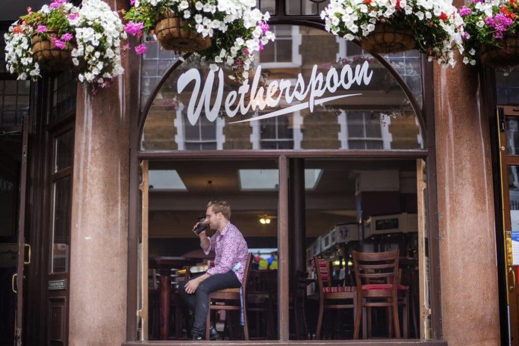 Wetherspoon boss Tim Martin blames "dinner party classes" for pubs crisis