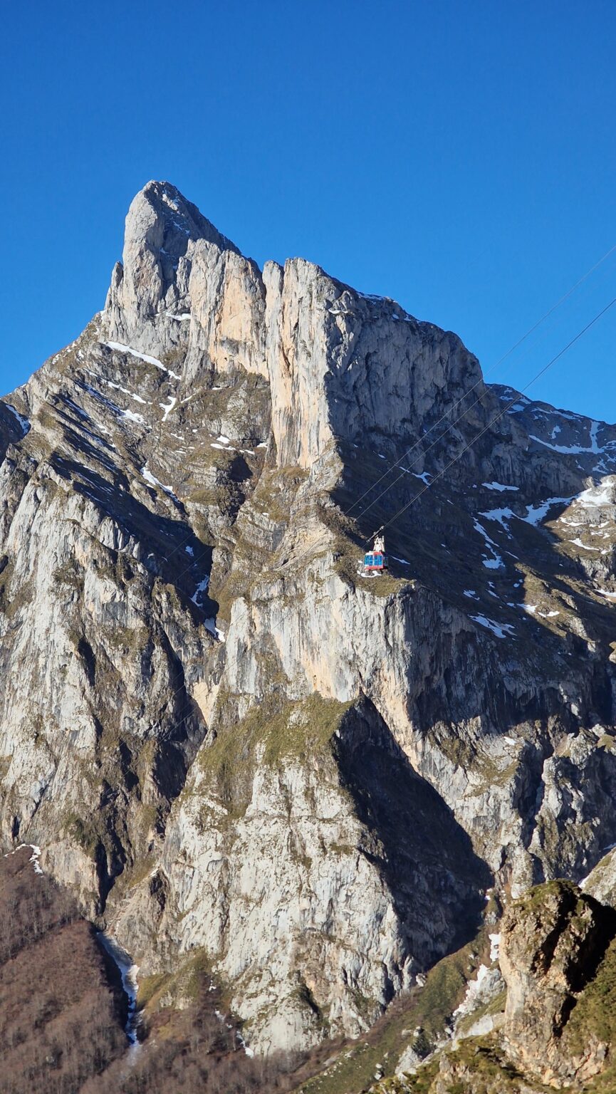 Apart from the mountain what do you see.