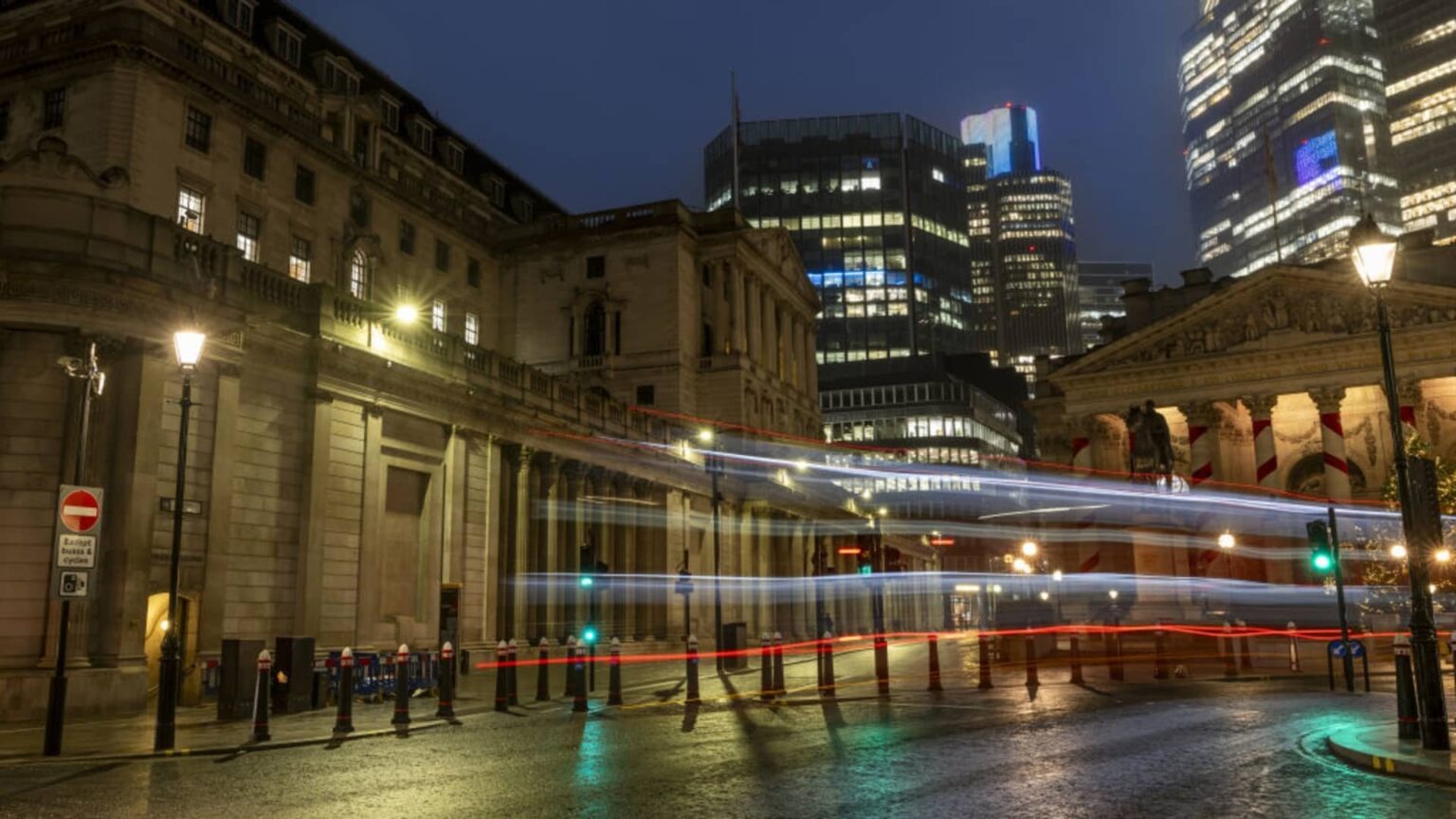 UK borrowing costs plunge, heading for first daily decline in 2025 as inflation fears ease