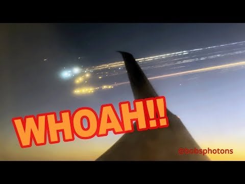 Passenger on DL 1984 (BGI to ATL) catches Starship upper stage's Rapid Unscheduled Disassembly re-entering Earth's atmosphere