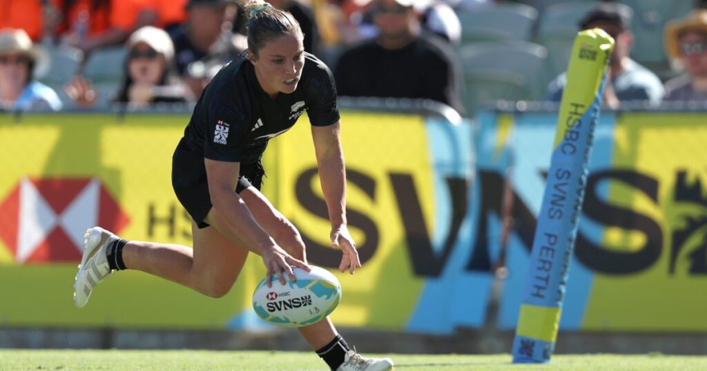 New Zealand to face Australia in final after Michaela Brake scores four Sale