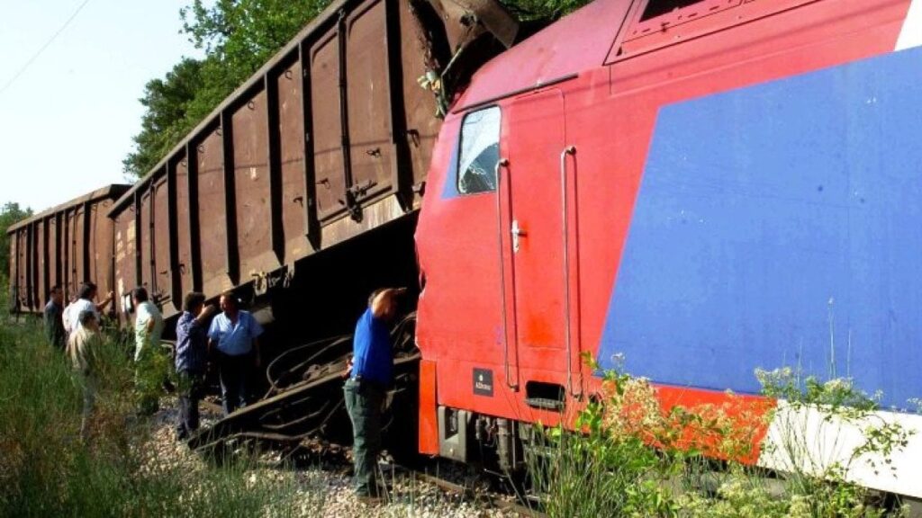 In 2008, a passenger train collided with 14 undeclared wagons containing illegal chemicals.