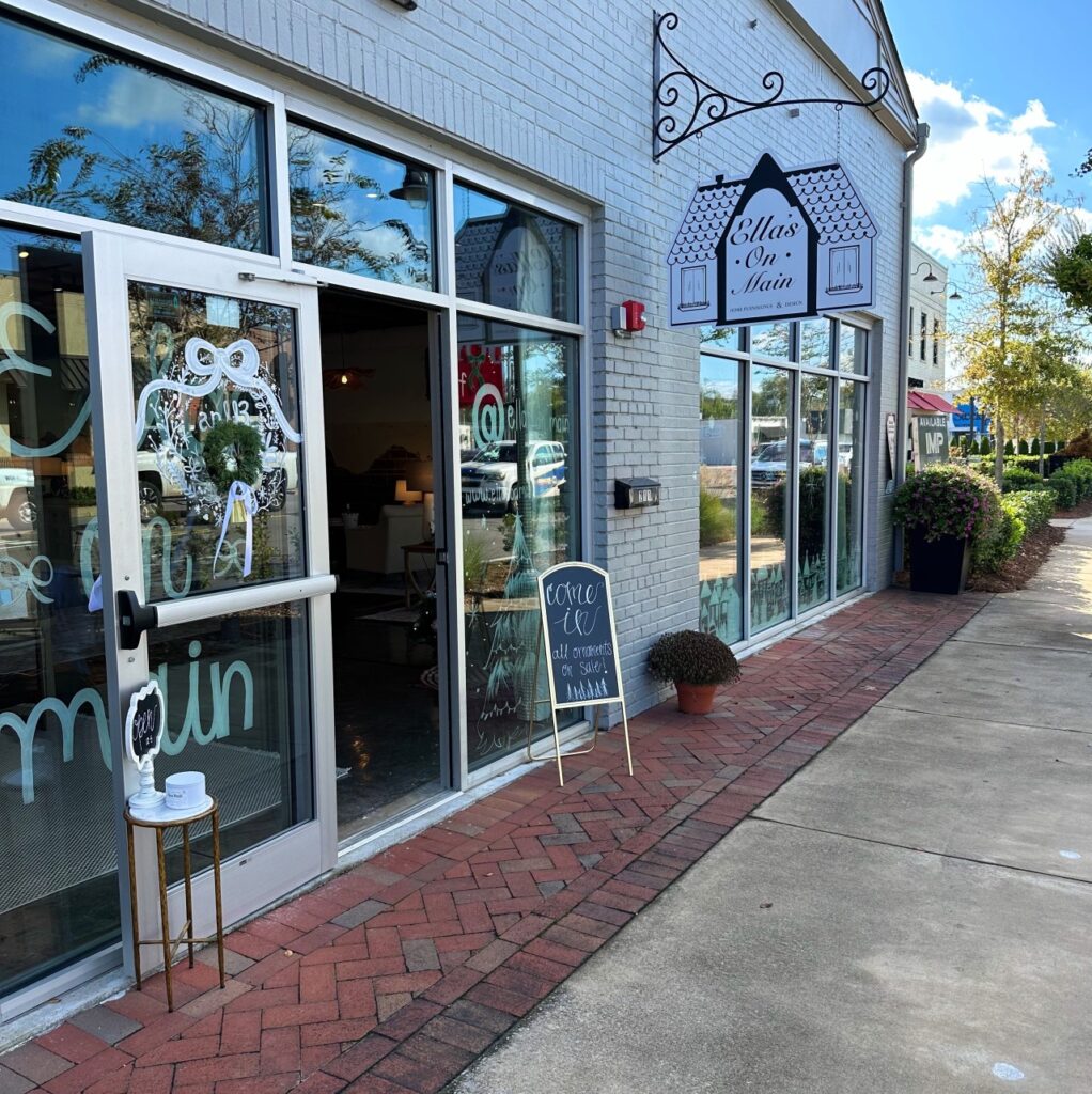 New in town: Ella’s On Main in Trussville’s Entertainment District New in town: Ella’s On Main in Trussville’s Entertainment District