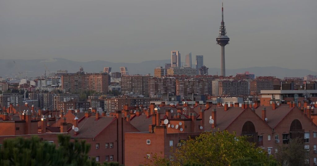 Spain Extends Restrictions on Foreign Takeovers Until 2026 Spain Extends Restrictions on Foreign Takeovers Until 2026