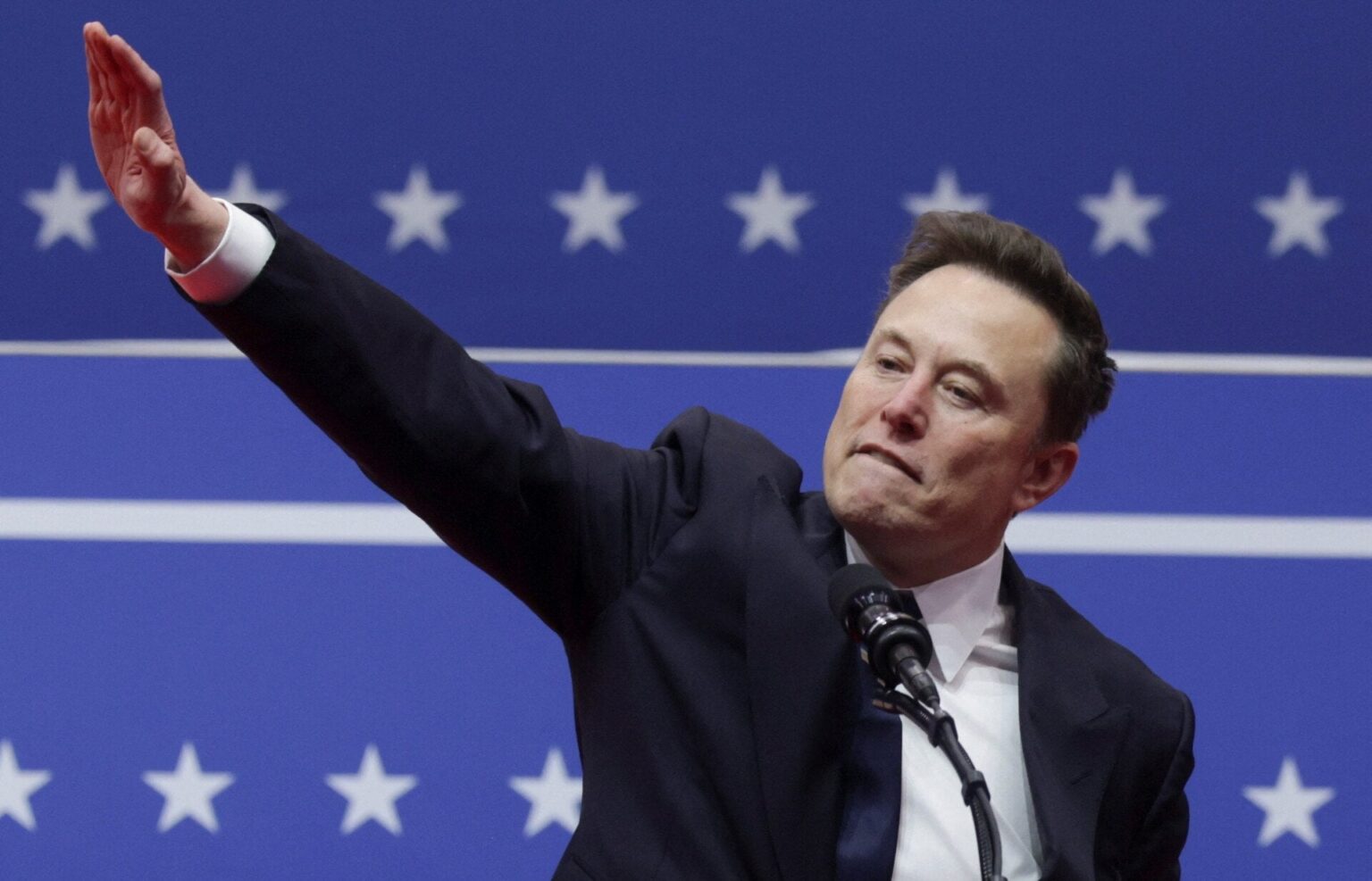 Show Elon Musk and storm on the Internet for the suspicious greeting (video)