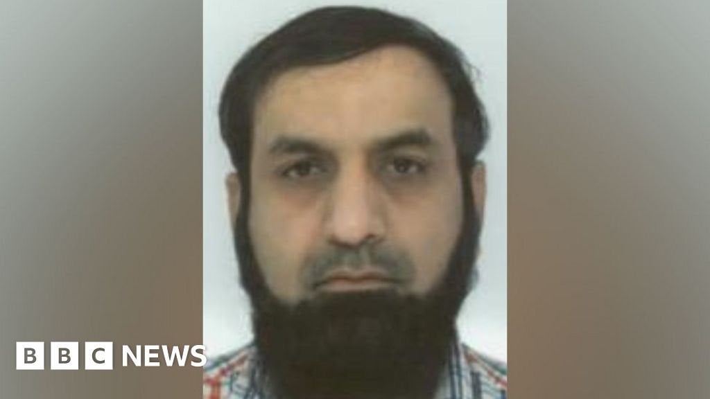 Ex-doctor Mohammad Siddiqui jailed over illegal circumcisions