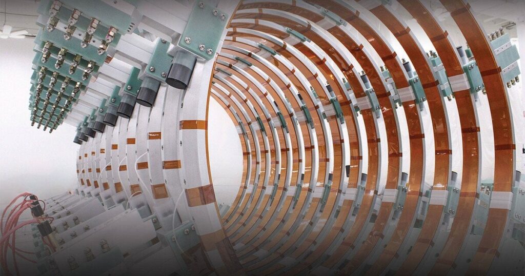 Helion has $1 billion and 3 years to figure out fusion-powered energy - The firm's latest Series F round brings the total investment into Helion over the $1 billion line, and it's aiming to begin delivering power from a single fusion 50-MW plant to Microsoft by 2028.