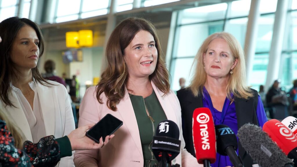 Government reveals plan to allow ‘digital nomads’ to work remotely in NZ