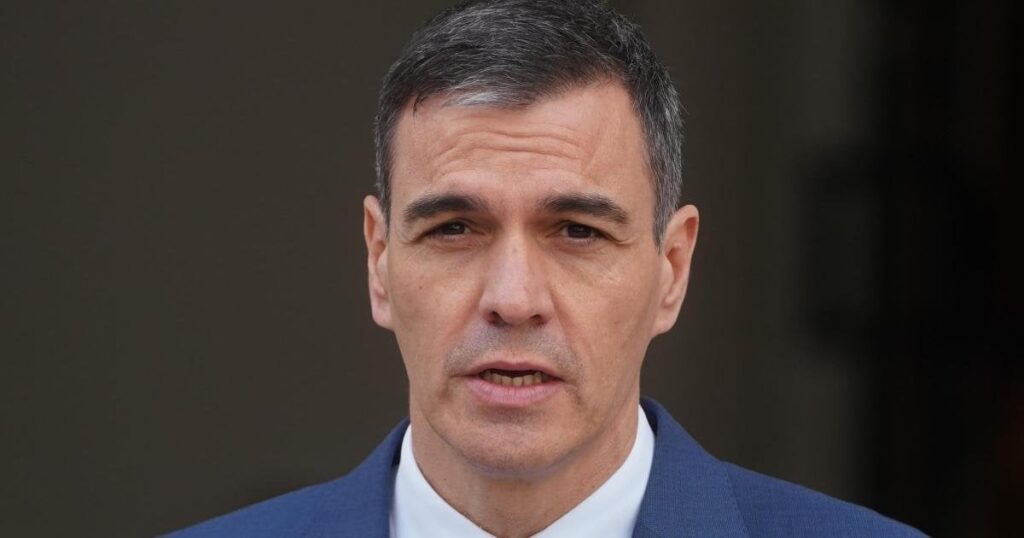 Spanish prime minister set to ban Brits from buying second homes in Spain