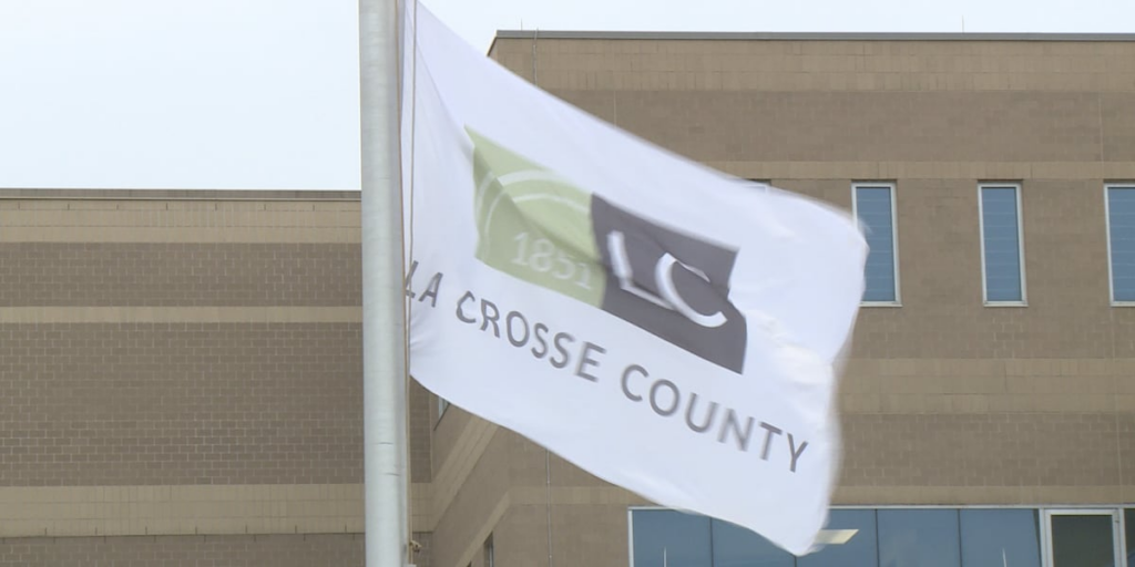 Program helps Wisconsin homeowners lower energy costs Program helps Wisconsin homeowners lower energy costs