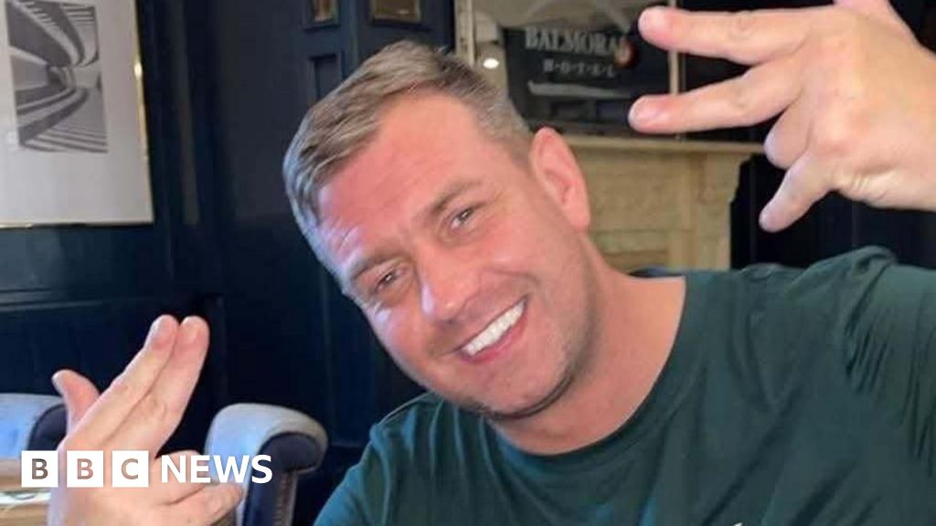 Search enters third week for John George Search enters third week for John George