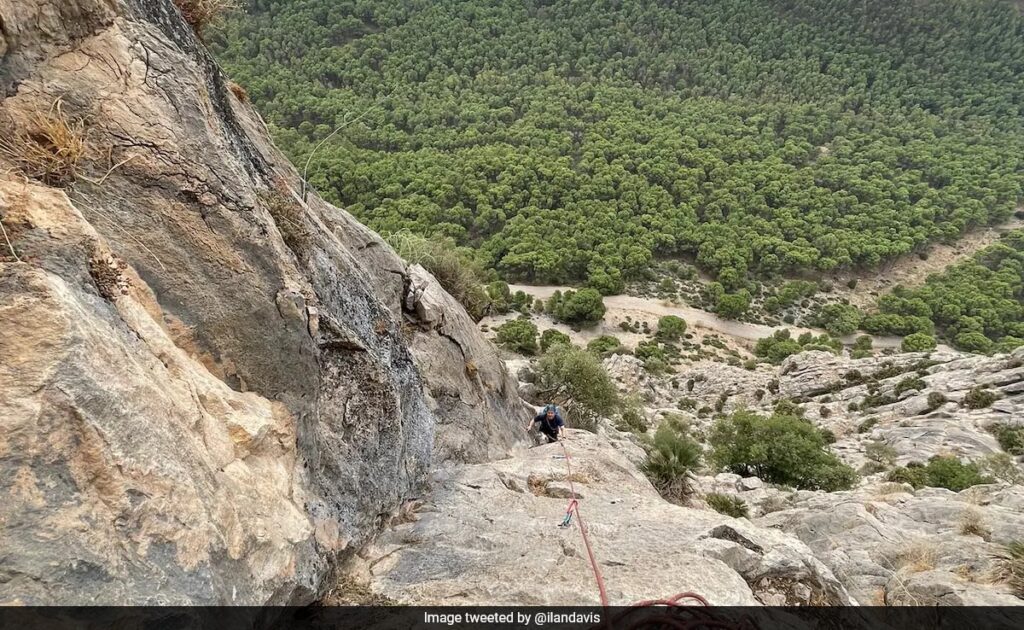 Irish Woman, 21, Falls 500-Feet To Her Death While Rock Climbing In Spain Irish Woman, 21, Falls 500-Feet To Her Death While Rock Climbing In Spain