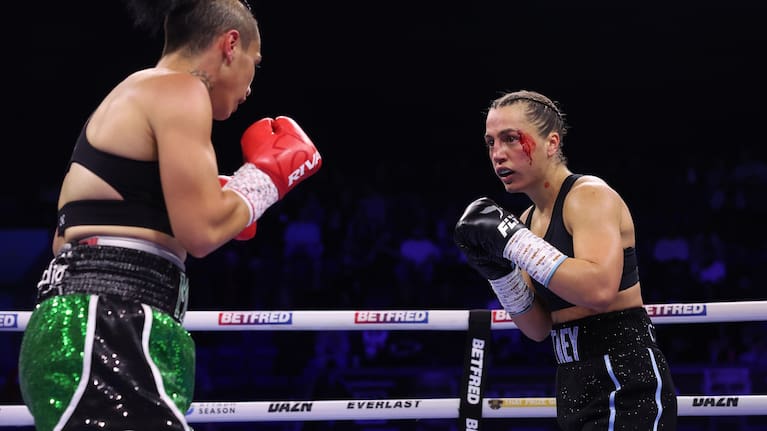 Blood drips from a cut above Ellie Scotney's eye during her victory over Mea Motu.
