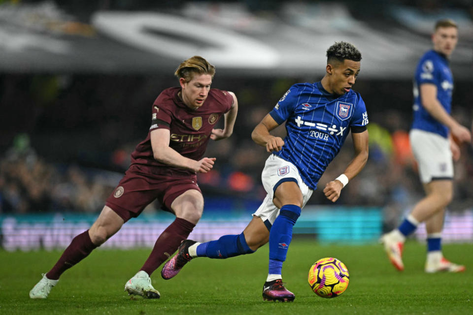 Man City travel to Ipswich; Everton stun Tottenham; Man Utd crumble