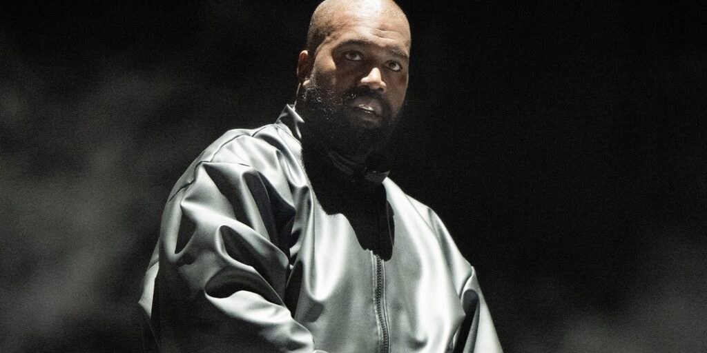 Ye Drops AI-Generated Music Video for “530” Ye Drops AI-Generated Music Video for "530"