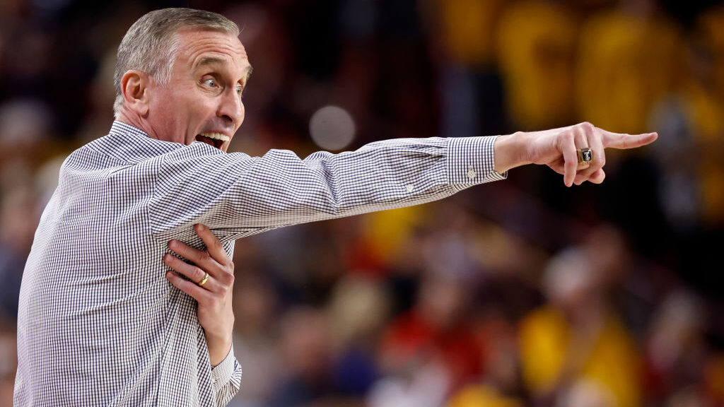 ASU basketball adds 2025 center recruit from Iceland ASU basketball coach Bobby Hurley...
