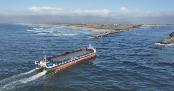 Maritime NZ raised concerns about Manahau barge before it came to NZ