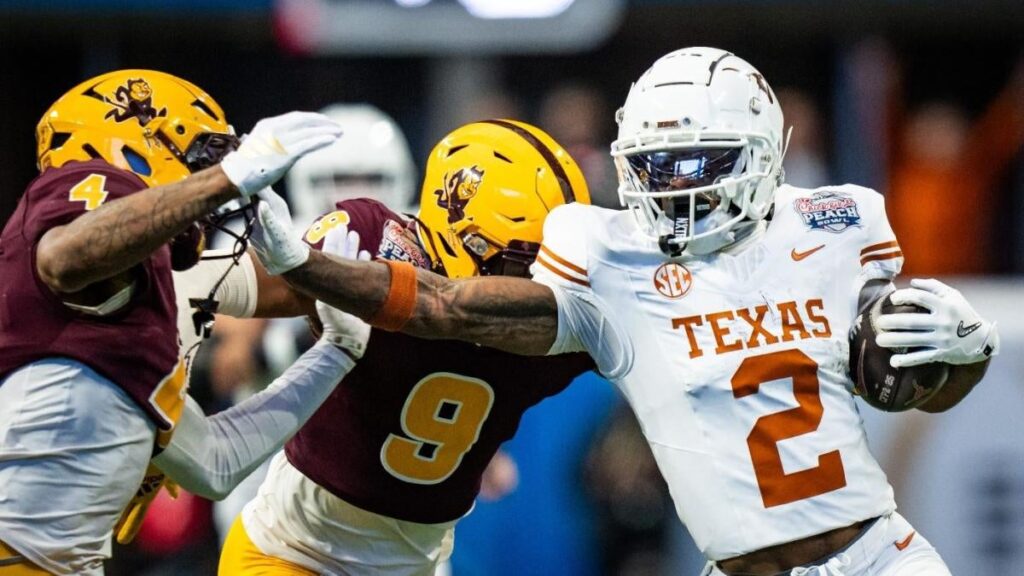 2025 College Football Playoff odds, Cotton Bowl prediction: Texas vs. Ohio State picks by expert who's 76-56