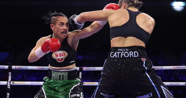 Mea Motu loses world title but impresses with courage