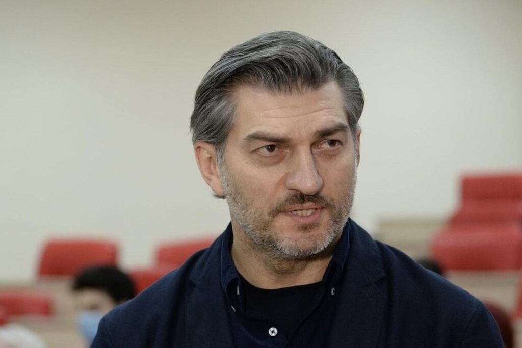 Disputed Georgian president pardons 613 convicts / OC Media