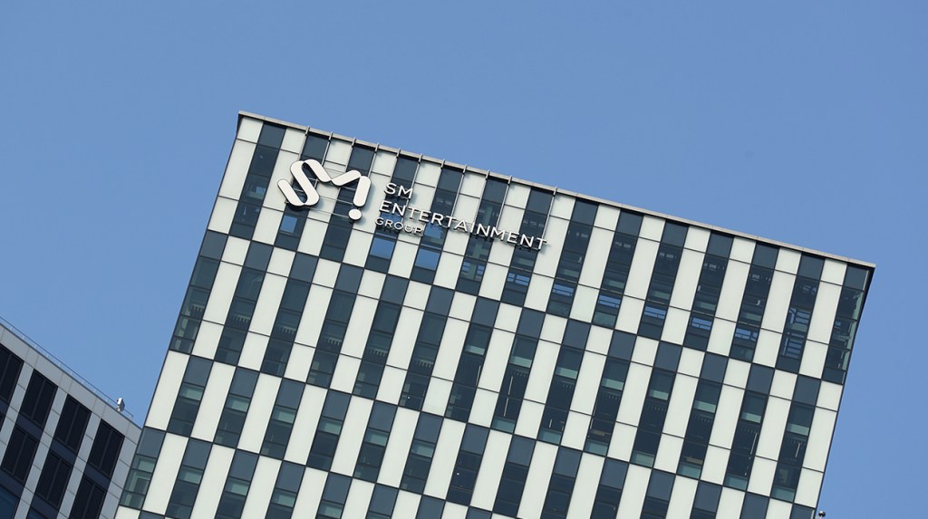 SM Entertainment Shares Up on New K-Pop Girl Group & More Music Stocks SM Entertainment Shares Up on New K-Pop Girl Group & More Music Stocks