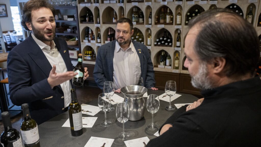 Ukrainian winemaker, US vets team up to show the best of Ukraine