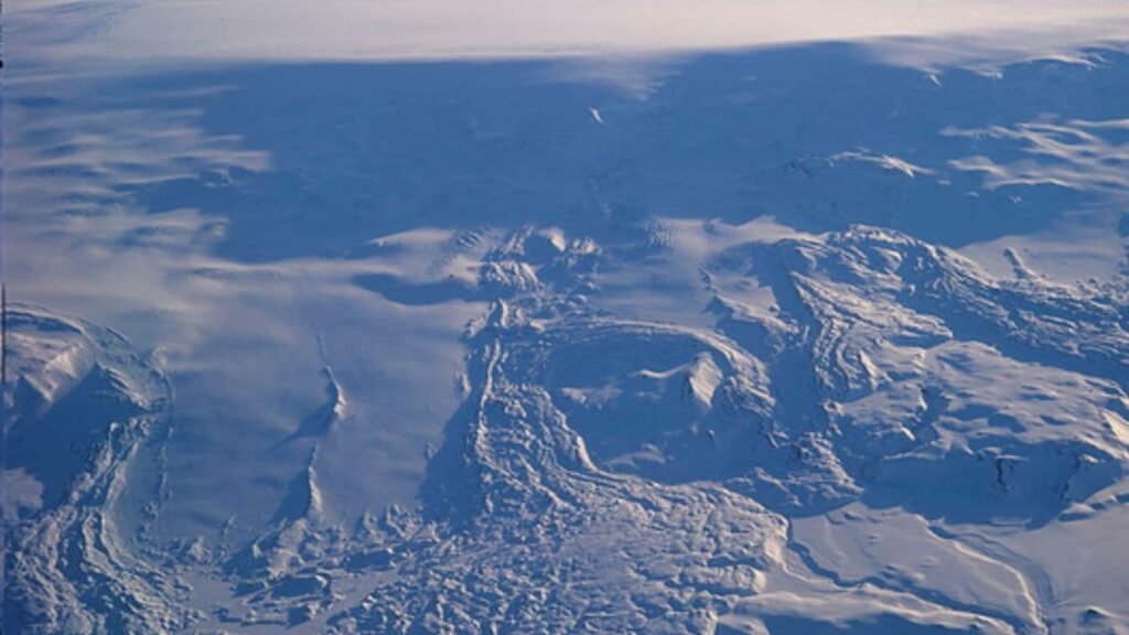Swarm of 130 Earthquakes Rattles One of Iceland’s Largest Volcanoes, Signal Possible Eruption Risk Swarm of 130 Earthquakes Rattles One of Iceland