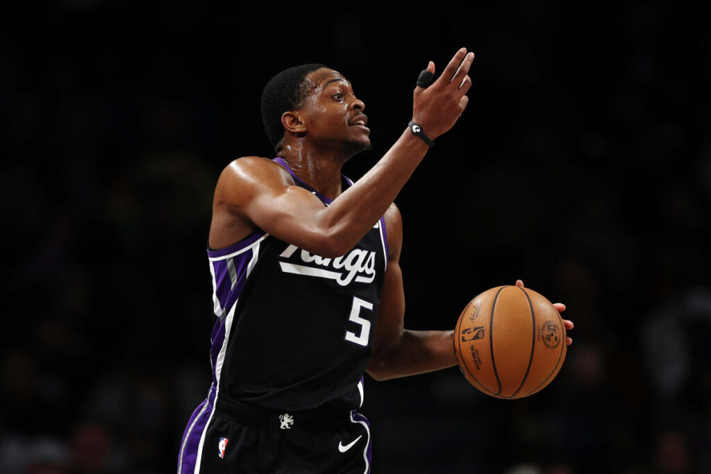 Grading the 3-team De'Aaron Fox trade: How did the Spurs do in getting Victor Wembanyama some help?