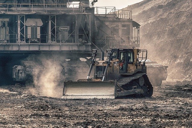 China ramps up coal power despite clean energy growth