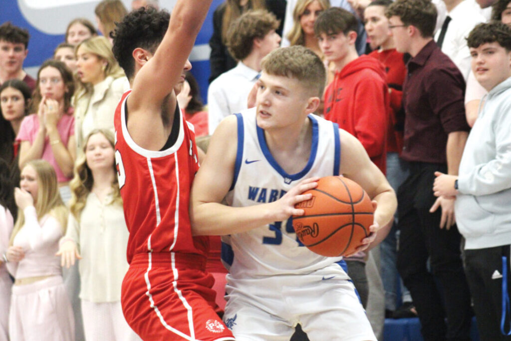 Warren powers past Parkersburg on senior night | News, Sports, Jobs Warren powers past Parkersburg on senior night | News, Sports, Jobs