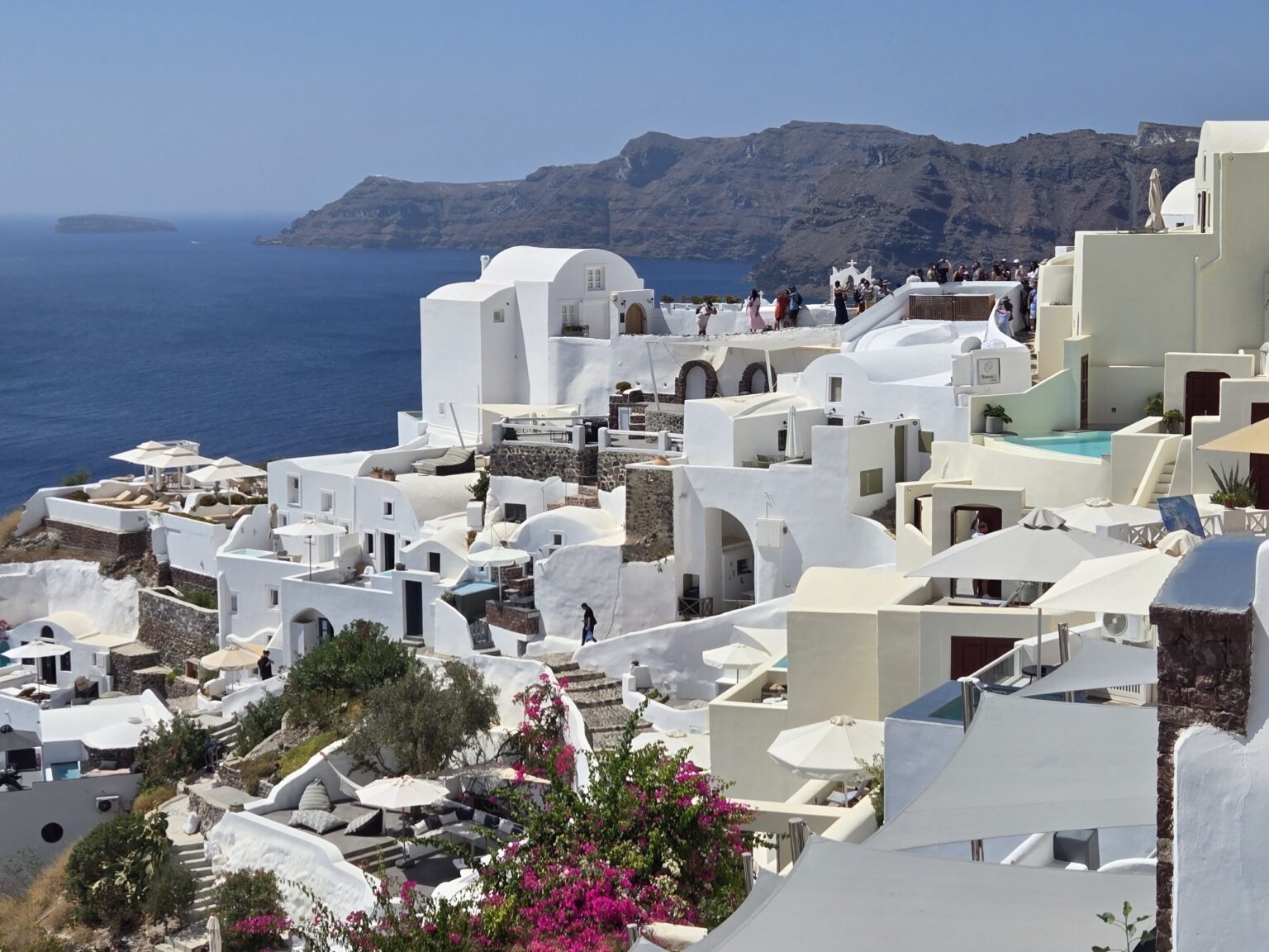 Emergency Declared for Santorini, Greece as Earthquake Activity Reaches Fever Pitch Santorini
