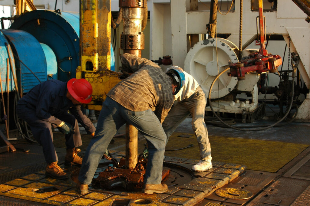 With Little Moves and Big Results, Devon Energy Is Succeeding in ExxonMobil and Chevron's Shadow
