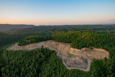 The Nature Conservancy announces 17 clean energy projects on former coal mines