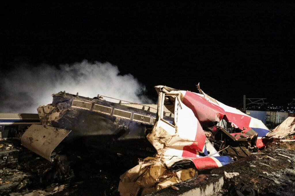 Tempi: Expert: “The explosion is due to illegal load rather than silicone oils- a huge amount of wood has been detected” Tempi: Expert: "The explosion is due to illegal load rather than silicone oils- a huge amount of wood has been detected"