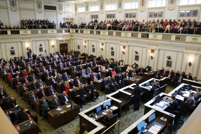 State legislators return to the capitol