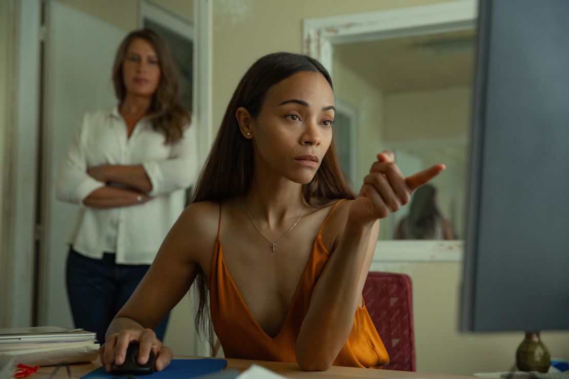  Zoe Saldaña in 