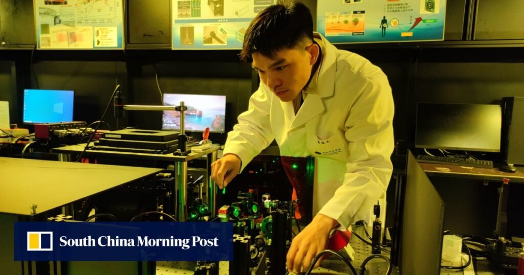 Super-thin optical fibre could be used to check nerve cells in the brain, scientists say