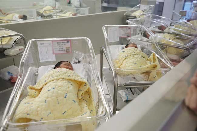 Seoul to Offer 1 Million Won Marriage Grant to Newlyweds Amid Population Concerns