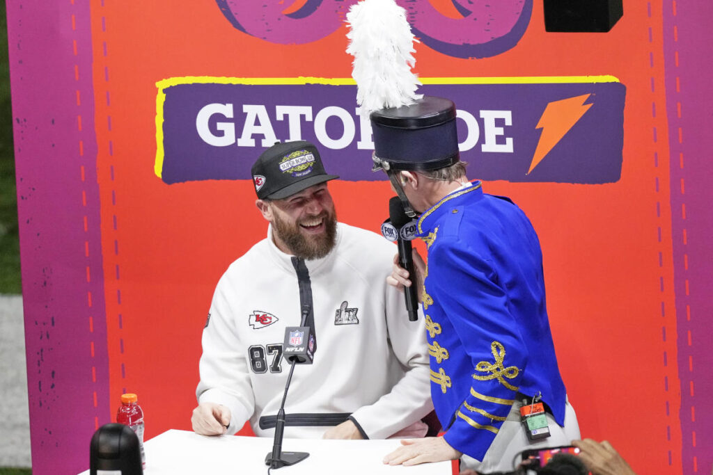 Super Bowl, NFL news, coaching live updates: Eagles, Chiefs step into Opening Night spotlight Super Bowl, NFL news, coaching live updates: Eagles, Chiefs step into Opening Night spotlight