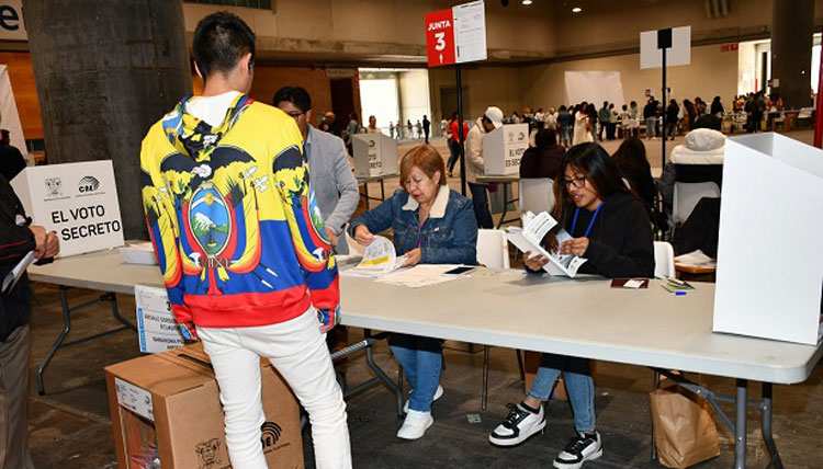 200,000 Ecuadorians in Spain will participate in General Election