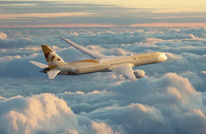 UAE, Singapore, UK, USA, and France Connected as Etihad Airways’ Airbus A380 Lands in Singapore for the First Time