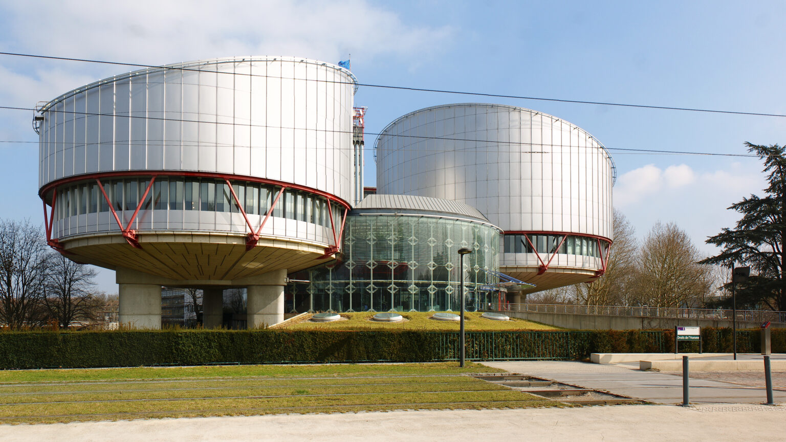 Europe rights court finds Russia violated free speech for censoring Ukraine conflict news - JURIST
