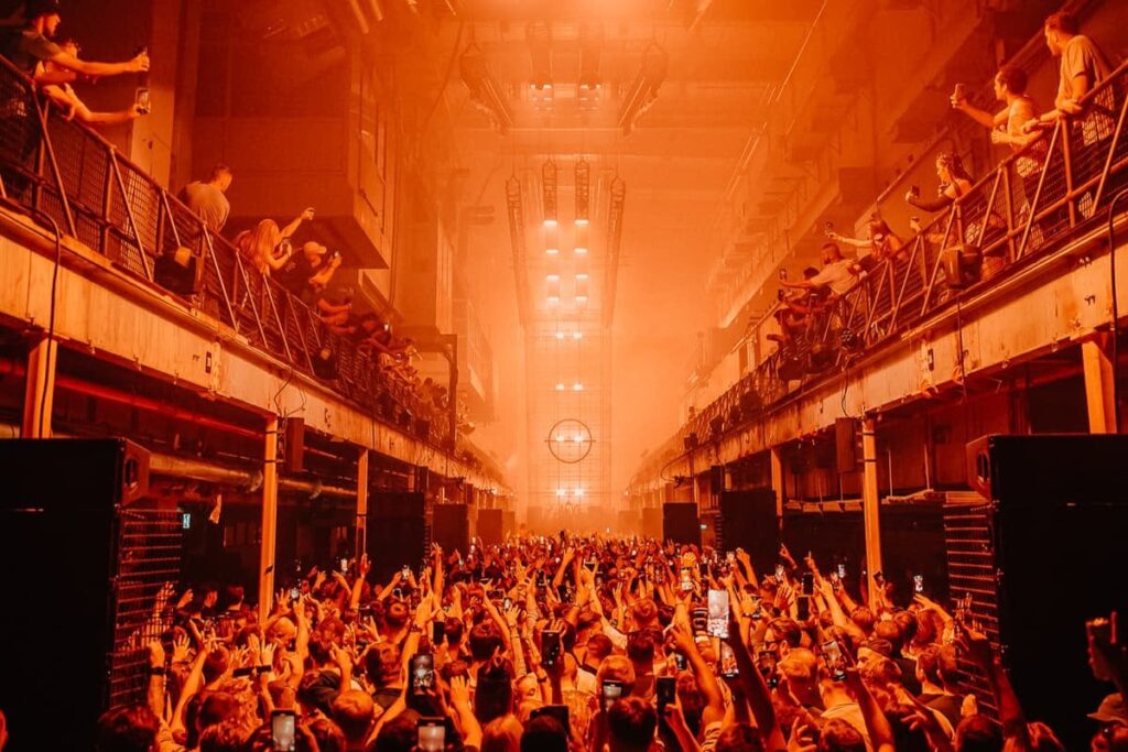 A third of nightclubs have shut since the start of the pandemic says report