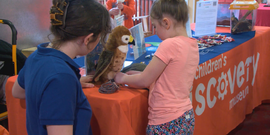 Central Illinois women in science meet children who will follow in their footsteps Central Illinois women in science meet children who will follow in their footsteps